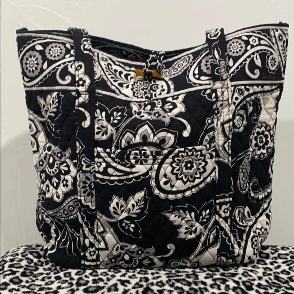 🎈S.O.L.D🎈Vera Bradley Vera Tote